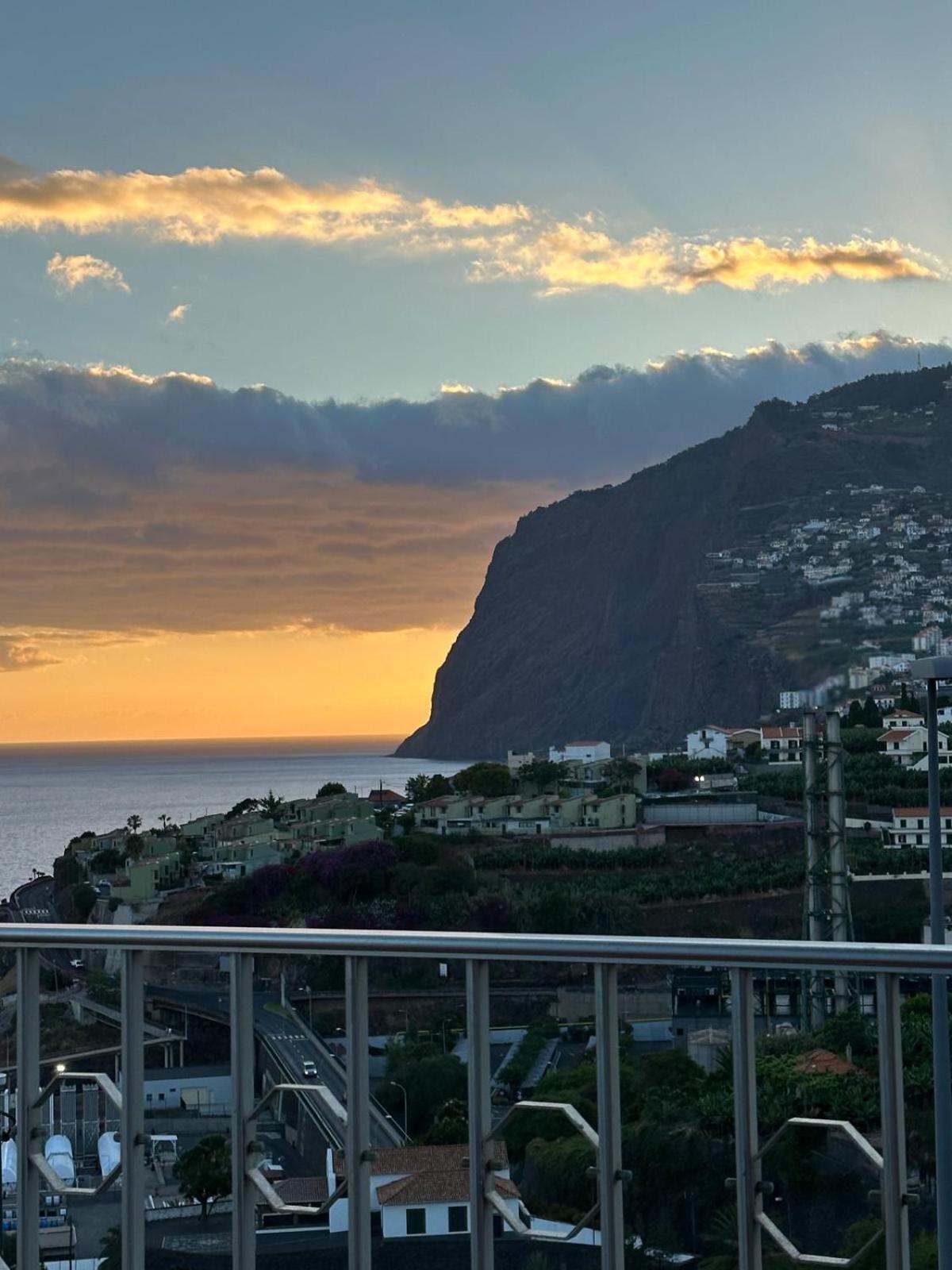 Oasis Suites - Funchal エクステリア 写真